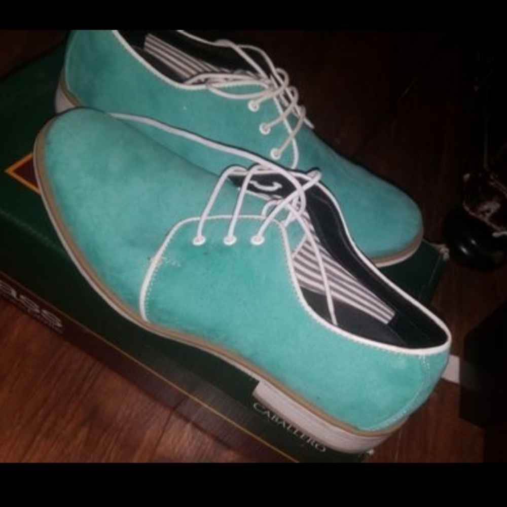 Men dressy shoes